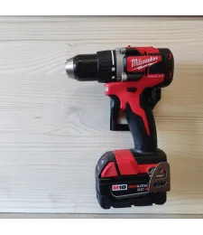P4U Uniwersalny Uchwyt Na Narzędzia Milwaukee DeWalt - Czarny