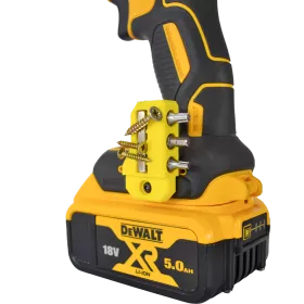 MAGNETYCZNY UCHWYT NA BITY 90° DO NARZĘDZI DEWALT XR i FLEXVOLT + ŚRUBKA