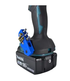 MAGNETICKÝ 45° DRŽIAK BITOV PRE NÁRADIE MAKITA 18V CXT LXT XGT + SKRUTKA - Niebieski