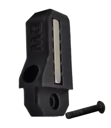 MAGNETYCZNY UCHWYT NA BITY 90° DO NARZĘDZI DEWALT XR i FLEXVOLT + ŚRUBKA 