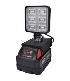 MILWAUKEE BATÉRIOVÁ LAMPA M18 18V LED HALOGÉNOVÉ PRACOVNÉ SVETLO + USB - Czarny